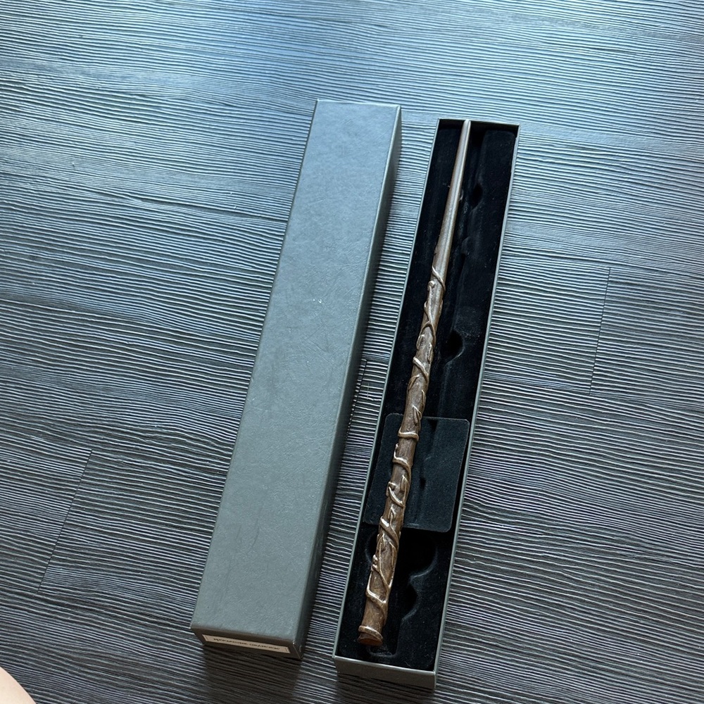 Hermione‘s Wand with Box